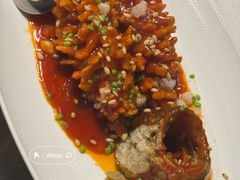 松鼠桂鱼-宫燕府·京菜·烤鸭·淮扬菜(王府中心店)