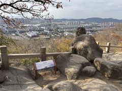 -灵岩山风景区