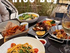 -théATRE茶聚场·餐厅(环球金融中心店)