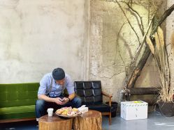 -Hair Co.一间沙龙