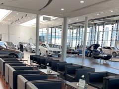 -杭州中升之星奔驰4S店(滨江店)