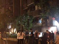 -渝嘴小老弟老火锅(华新村店)