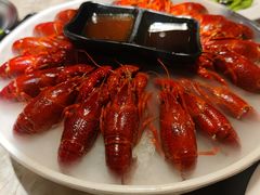 -沪小胖小龙虾(淮海中路旗舰店)