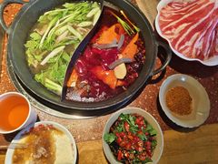 -赵美丽·重庆社区火锅·直营店(火车东站·中豪国际店)