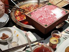 -廖掌柜·重庆鲜货火锅(上海首店)
