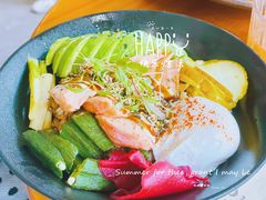 炙烤三文鱼藜麦碗-O'mills Sourdough Bakery&Bistro(永嘉路店)
