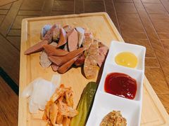 德式特色拼盘-国际青年会议酒店-莱客德国啤酒餐厅