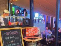 -HIHE Bistro·Oyster Bar(华熙live店)