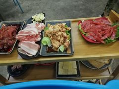 -彝人部落火盆烧烤(原内环足球场店)