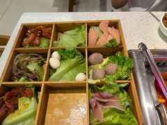 -十三幺山野火锅(市府路店)