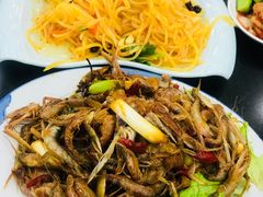 -瑞杰烧烤店·24小时营业(山东路店)