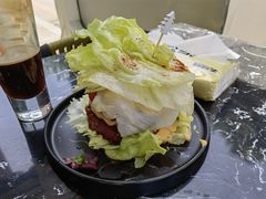 生菜牛肉培根汉堡-the rug 飞毯 (朝阳公园店)