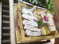 -滇釜火锅·能喝汤的火锅(车公庄店)