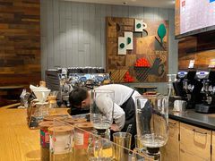 -星巴克臻选(深圳金光华店)