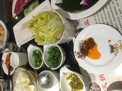 -何鲜菇火锅(大营盘店)