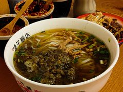 -矮子粉店1985·长沙米粉(湘春路店)