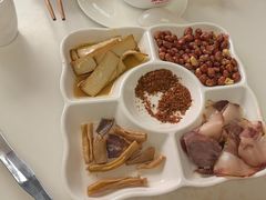 -土连锅·现熬养生汤锅(梁家巷店)