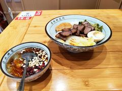 -狮头牌卤味研究所·卤味饭(花城汇南区店)