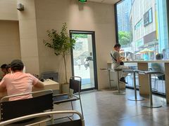 -M Stand(凯德乐峰广场店)