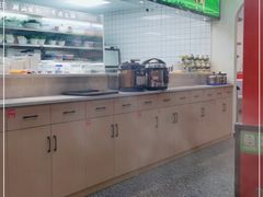 -潮汕酱记鲜牛肉火锅(欧尚店)