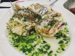 特色葱油飞鱼-岭南海晏楼(滨江东总店)