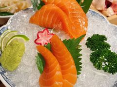 三文鱼刺身-大和食乐·鲜和牛酸汤火锅(环宇荟店)