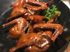 红烧乳鸽-汤城小厨(西直门凯德MALL店)