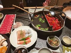 -三出山火锅(南京万象天地店)