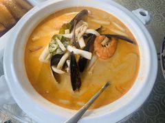 -河畔春天时尚餐厅