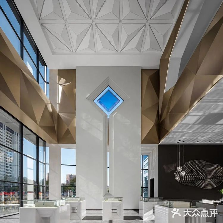 用艺术化的手法 ，造一个时空驿站！