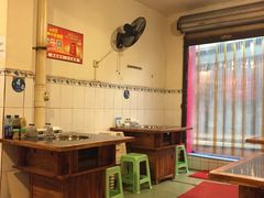 -鸿顺老铁锅美蛙鱼府(解放碑店)