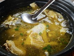 -品鲜村农家菜·阳澄湖大闸蟹(总店)
