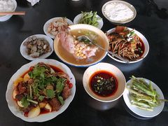 蹄花汤-梯坎豆花
