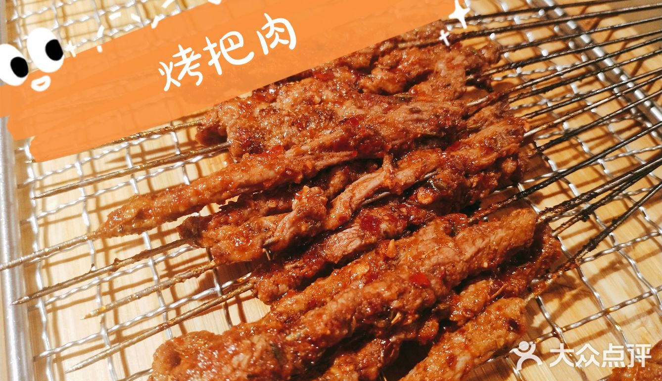 在古老的城墙下感受西安的烟火味道