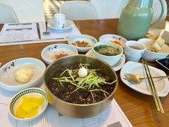 炸酱面-八福力韩国休闲餐厅(泉舜店)
