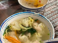 -长人馄饨铺(解放街店)