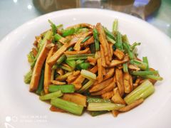 -上海阿潘舟山海鲜店(东宝兴路店)