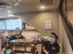 -星巴克(北京西站5号候车室)