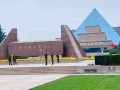 -上海市龙华烈士陵园