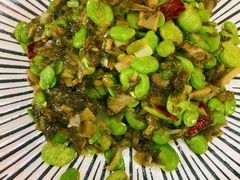 雪菜炒蚕豆-白魁老号饭庄(交道口店)
