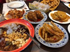 -爆炸头阿姨小四川正宗川味小吃(无任何分店)