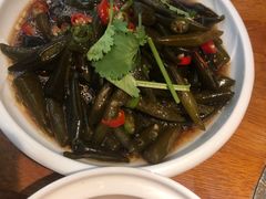 -黑鸡小馆(金源店)