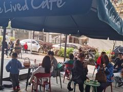 -Be Lived Cafe比例咖啡(摩天轮店)