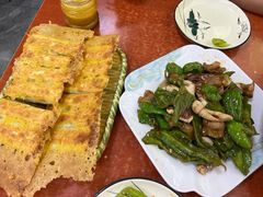 虾爬子锅贴-锅贴王海鲜小馆