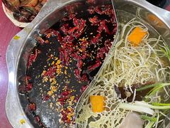 -储奇门鳝鱼火锅(总店)