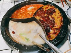 -卤校长重庆老火锅(南岗万达店)
