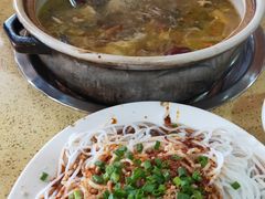 -东巴谷野生菌火锅餐厅