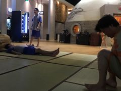 -丽池宫韩式汗蒸会馆(华灯坊店)