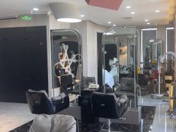 -TOP HAIR SALON