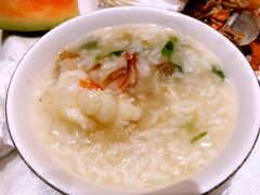 -榕树下海鲜馆(坪山路店)